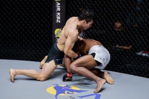 Amir Khan Dae Sung Park ONE Collision Course 1920X1280 26 300x200 2.jpg