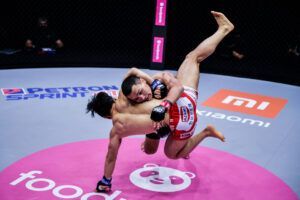 Kairat Akhmetov Dae Hwan Kim ONE Collision Course 1920X1280 26 300x200 2.jpg