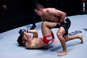 Kairat Akhmetov Dae Hwan Kim ONE Collision Course 1920X1280 36 300x200 2.jpg