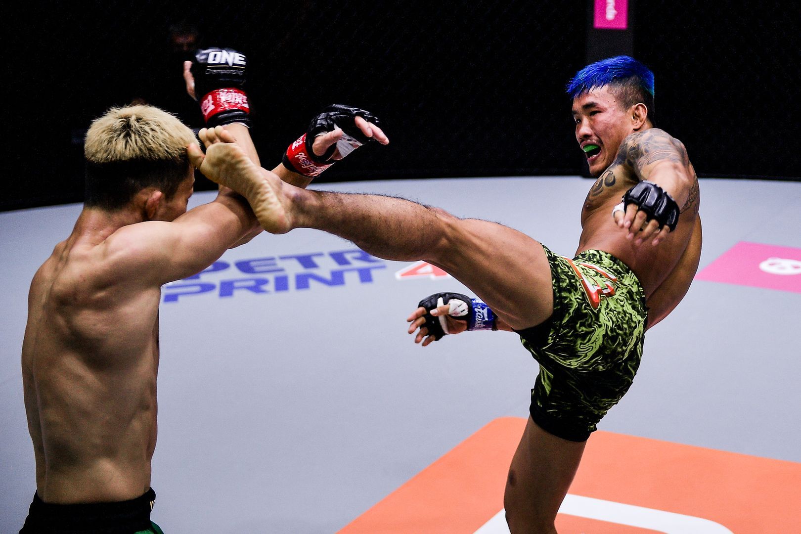 Tatsumitsu wada yodkaikaew fairtex one collision course 1920X1280 24