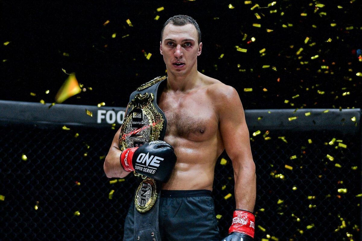Kickboxing superstar Roman Kryklia fights Andrei Stoica at ONE: COLLISION COURSE