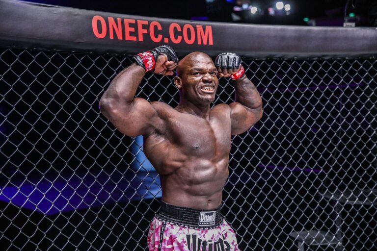 Alain Ngalani Oumar Kane ONE UNBREAKABLE III 1920X1280 7 768x512