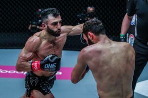 Giorgio Petrosyan Davit Kiria FISTS OF FURY 1920X1280 47