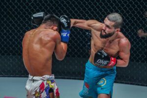 Ilias Ennahachi Superlek Kiatmoo9 ONE FISTS OF FURY 1920X1280 38