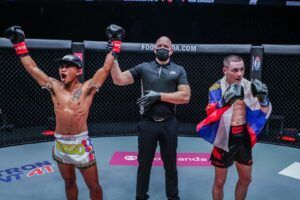 Tagir Khalilov Rodtang Jitmuangnon ONE FISTS OF FURY 1920X1280 34