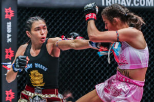 Janet Todd Alma Juniku FISTS OF FURY III 1920X1280 27
