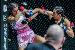 Janet Todd Alma Juniku FISTS OF FURY III 1920X1280 35
