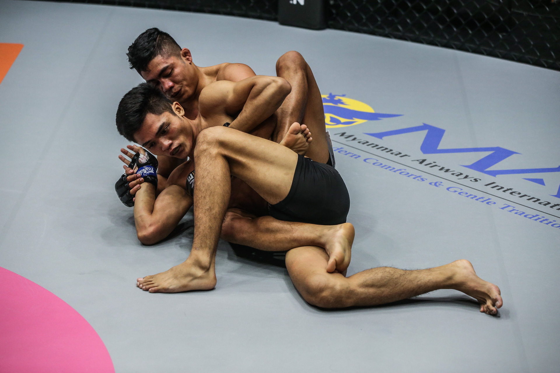Roshan Mainam Aziz Calim FISTS OF FURY III_1920X1280 5