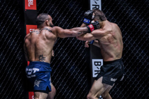 John Lineker Troy Worthen 1920X1280 ONE on TNT III 11