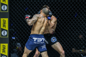 John Lineker Troy Worthen 1920X1280 ONE on TNT III 26