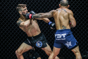 John Lineker Troy Worthen 1920X1280 ONE on TNT III 41