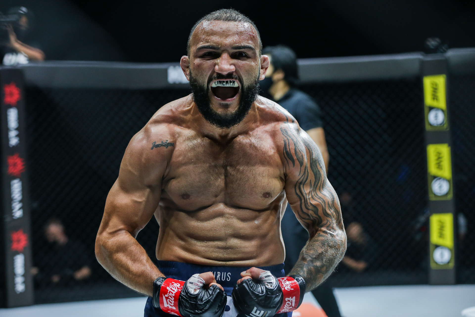 John Lineker Troy Worthen 1920X1280 ONE on TNT III 54
