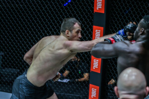 Kirill Grishenko Oumar Kane 1920X1280 ONE on TNT IV 3