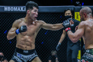 Ok Rae Yoon Eddie Alvarez 1920X1280 ONE on TNT IV 37