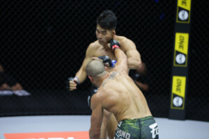 Ok Rae Yoon Eddie Alvarez 1920X1280 ONE on TNT IV 5