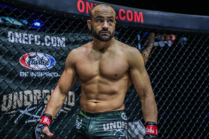 Ok Rae Yoon Eddie Alvarez 1920X1280 ONE on TNT IV 50