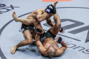 Ok Rae Yoon Eddie Alvarez 1920X1280 ONE on TNT IV 8