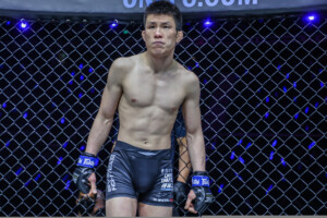 Shinya Aoki Eduard Folayang 1920X1280 ONE on TNT IV 13