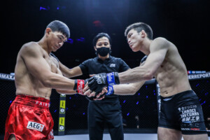 Shinya Aoki Eduard Folayang 1920X1280 ONE on TNT IV 15
