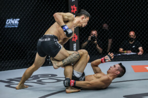Yuya Wakamatsu Reece McLaren ONE on TNT III 1920X1280 43