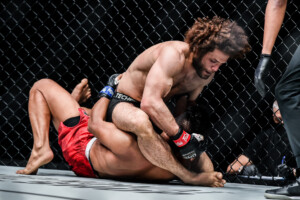 Edward Kelly Ahmed Faress FULL BLAST 1920X1278 13