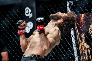 Edward Kelly Ahmed Faress FULL BLAST 1920X1278 6