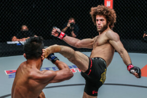 Edward Kelly Ahmed Faress FULL BLAST 1920X1280 13