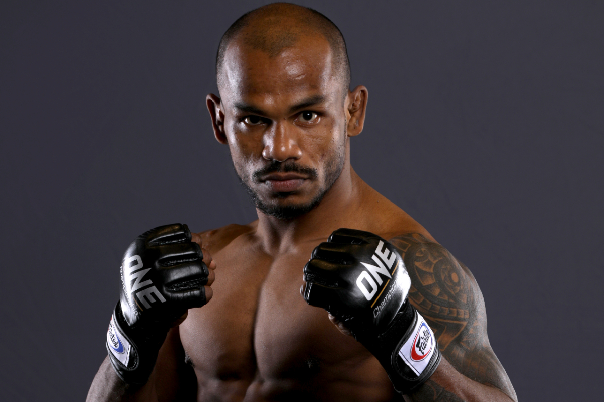 Indian MMA fighter Kantharaj Agasa in his fight stance