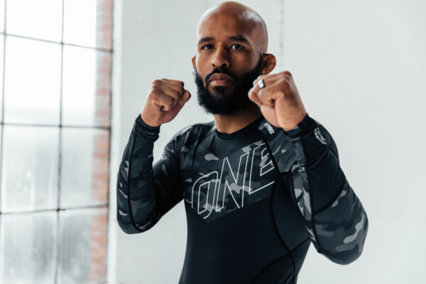 Demetrious Johnson HyperFly 1200X800 600x400