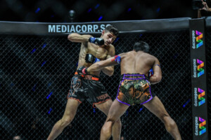 Mongkolpetch Petchyindee Academy Elias Mahmoudi FULL BLAST 1920X1280 12