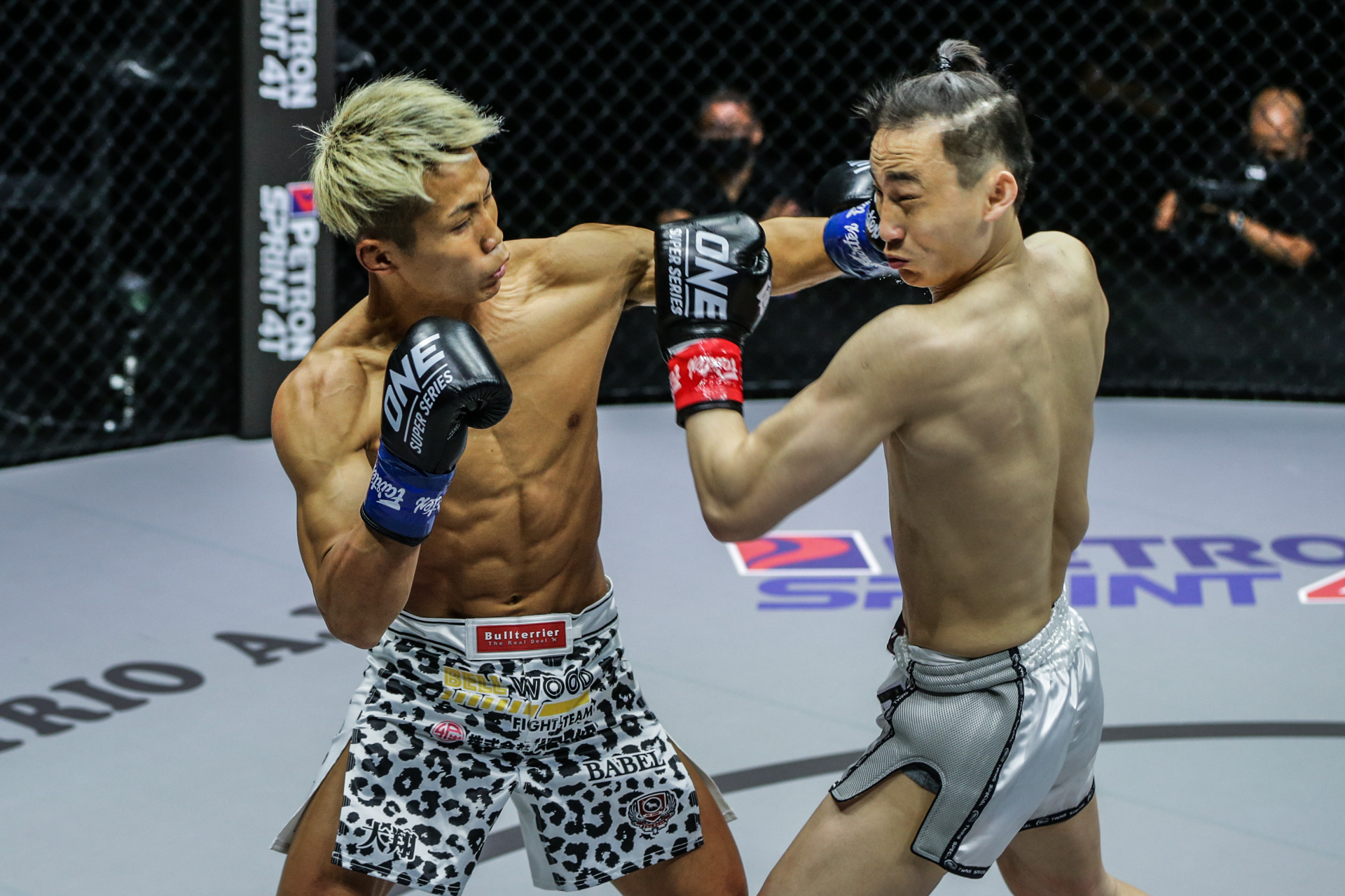 Wang Wenfeng Taiki Naito FULL BLAST 1920X1280 32