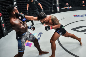 Aung La N Sang Leandro Ataides BATTLEGROUND 1920X1280 15