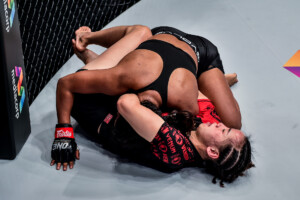 Ritu Phogat Lin Heqin BATTLEGROUND 1920X1280 19