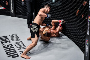 Xie Wei Dae Hwan Kim BATTLEGROUND III 1920X1278 13