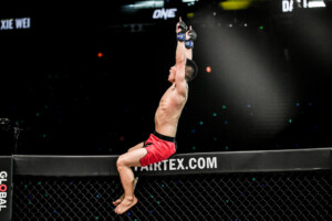 Xie Wei Dae Hwan Kim BATTLEGROUND III 1920X1280 11