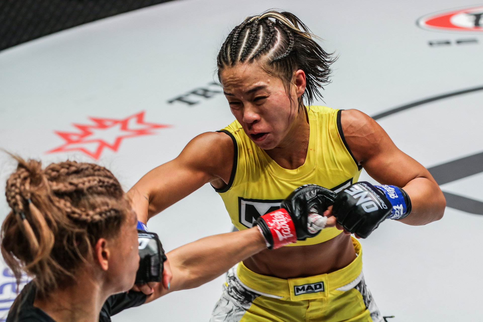 Pictures from the fight between Seo Hee Ham and Denice Zamboanga from ONE: EMPOWER