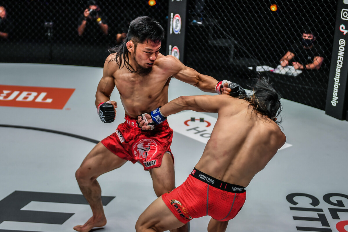Pictures from the fight between Lito Adiwang and Hexigetu at ONE: REVOLUTION