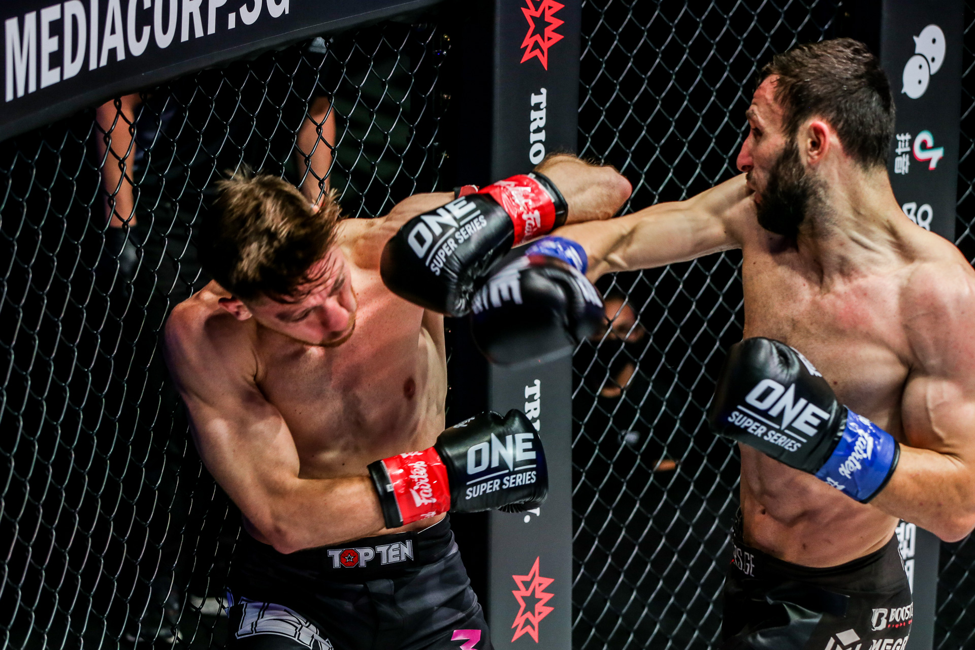 Enriko Kehl Davit Kiria 1920X1280 ONE First Strike 27.jpg