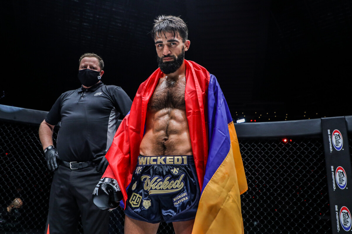 Marat Grigorian Andy Souwer 1920X1280 ONE First Strike 58.jpg 1200x800