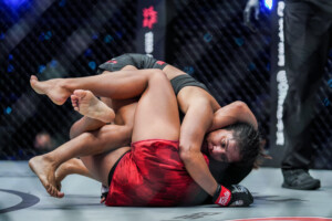 Ritu Phogat Jenelyn Olsim 1920X1280 ONE NextGen 41.jpg
