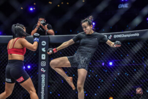 Lin Heqin Bi Nguyen BAD BLOOD 1920X1280 14