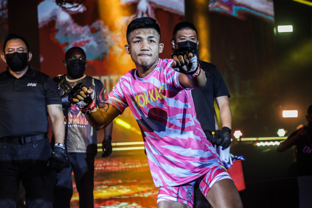 Demetrious Johnson Rodtang Jitmuangnon ONE X 1920X1280 32 1200x800
