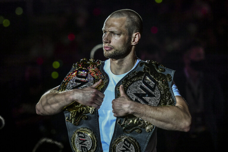 Reinier de Ridder Andre Galvao ONE X 1920X1280 3 768x512