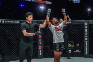 Yodkaikaew Fairtex Gurdarshan Mangat ONE158 1920X1280 19