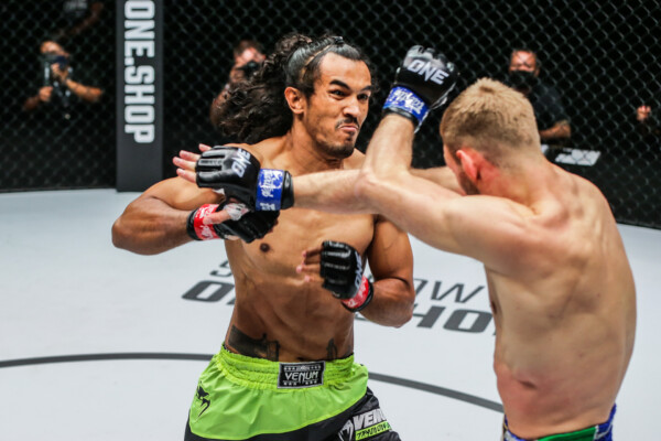 Sinsamut Klinmee Liam Nolan ONE159 1920X1280 20 600x400