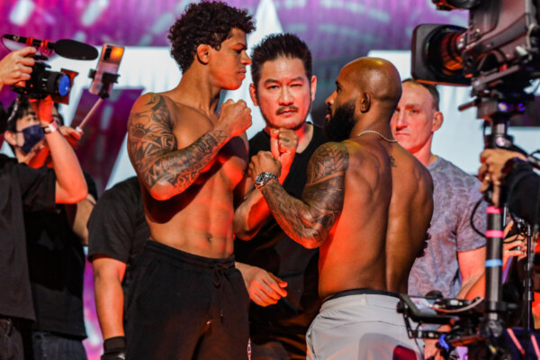 AdrianoMoraes ChatriSityodtong DemetriousJohnson 1200X800 600x400