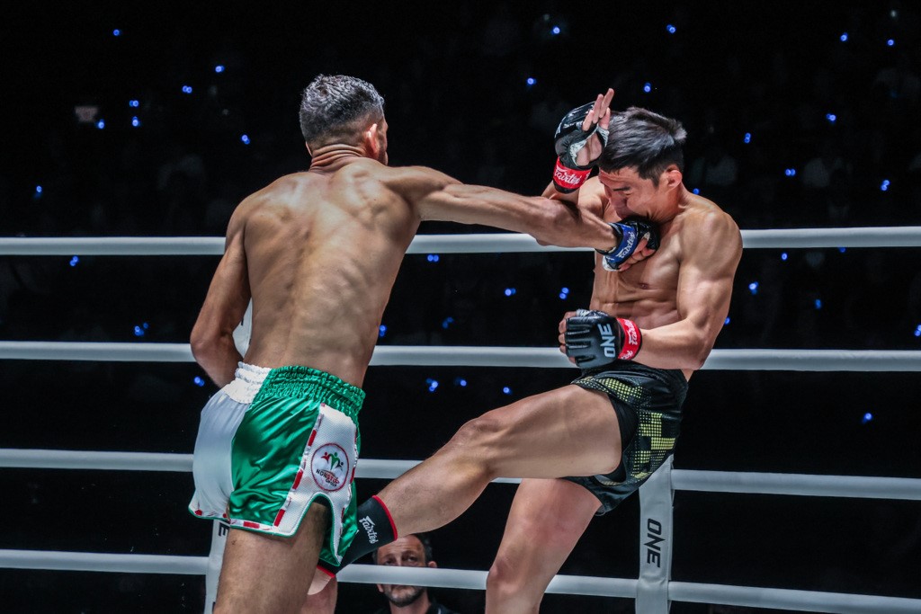 穆罕默德-尤尼斯-拉巴对战萨马佩奇-菲尔泰斯