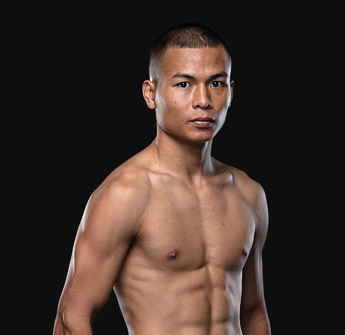 Singmanee_Surasakmontri Hero 1200x1165 1