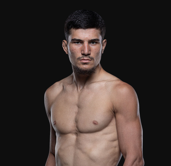 Ilyas Eziyeu Hero 1200x1165 1