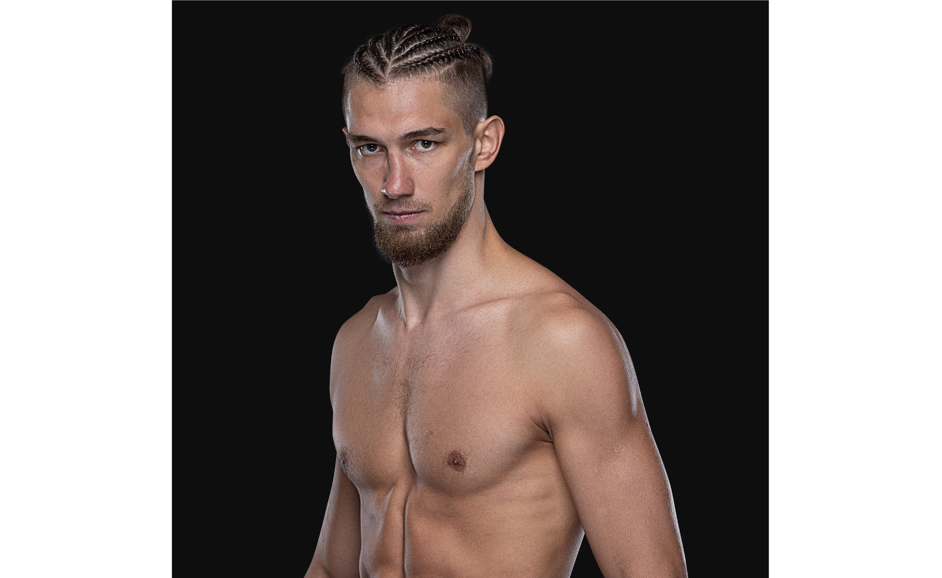 Vladimir Kuzmin Hero 1200x1165 1